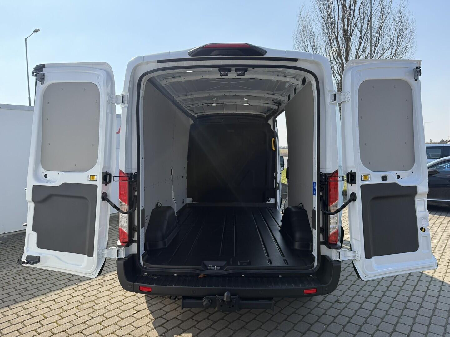 OG51001993_17.webp_Transit Van V363 ICA3 Van 2,0 EcoBlue 96 kW