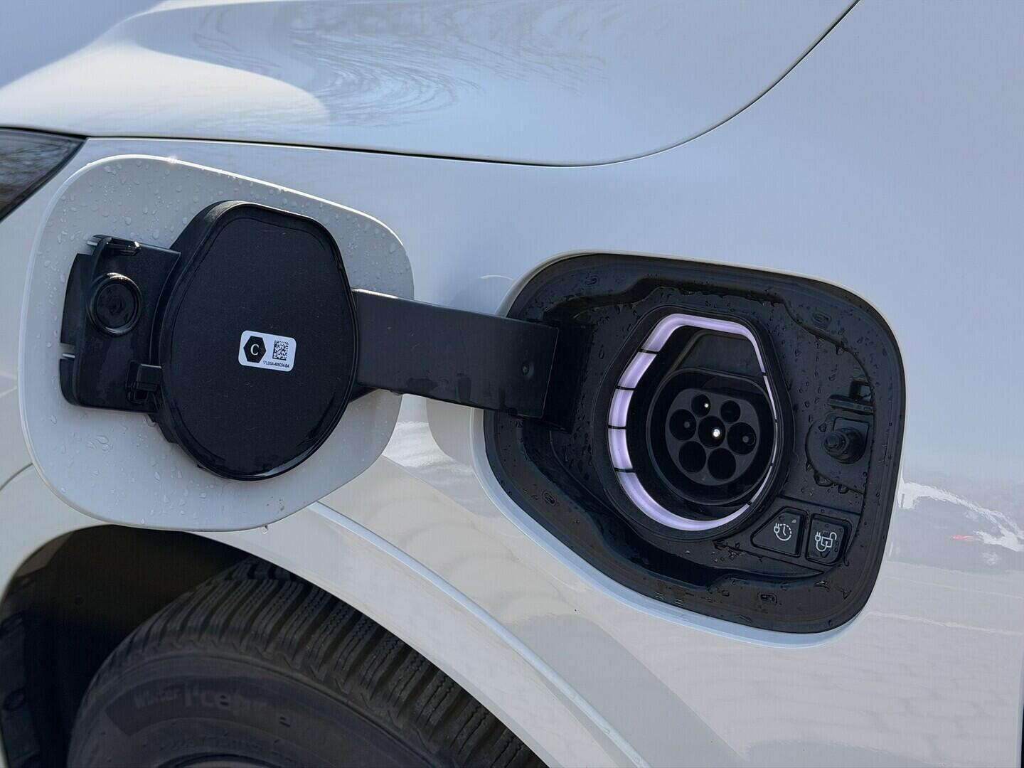 OG51002022_13.webp_Kuga Sound Edition 2,5 Duratec Hybrid (PHEV) 178 kW