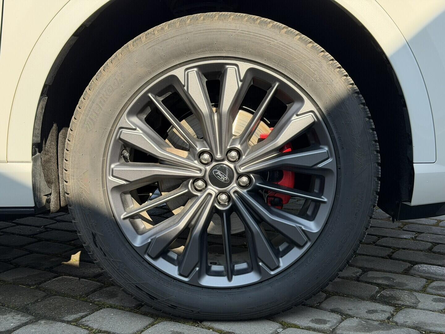 OG51002022_15.webp_Kuga Sound Edition 2,5 Duratec Hybrid (PHEV) 178 kW