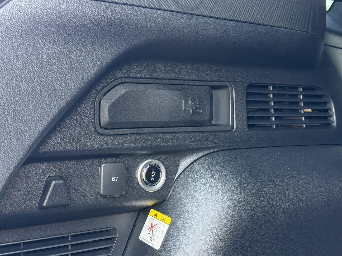 OG51002022_19.webp_Kuga Sound Edition 2,5 Duratec Hybrid (PHEV) 178 kW