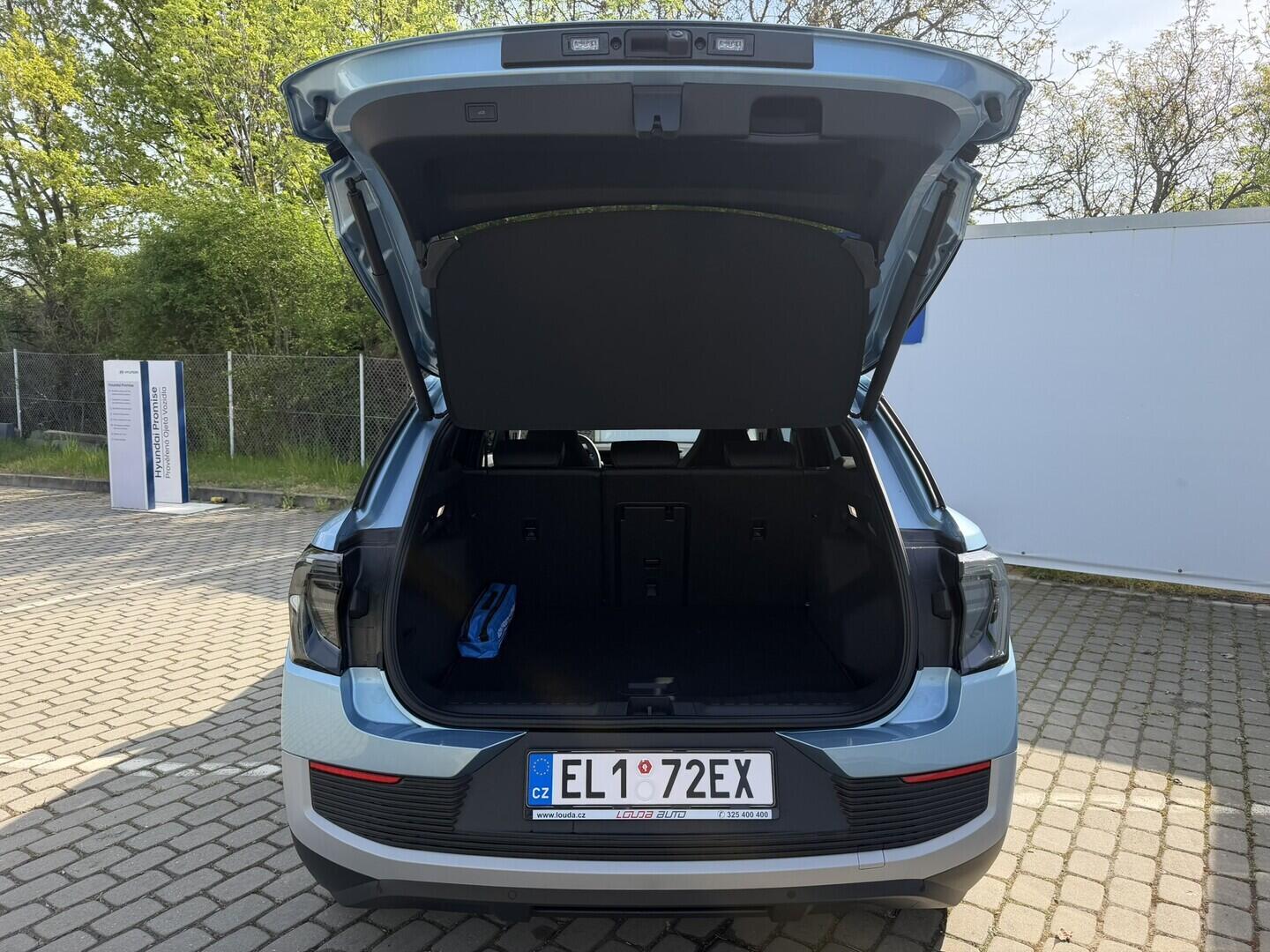 OG51002244_11.webp_Elektrický Explorer SUV 77 kWh,0 PRODLOUŽENÝ DOJEZD 210 kW