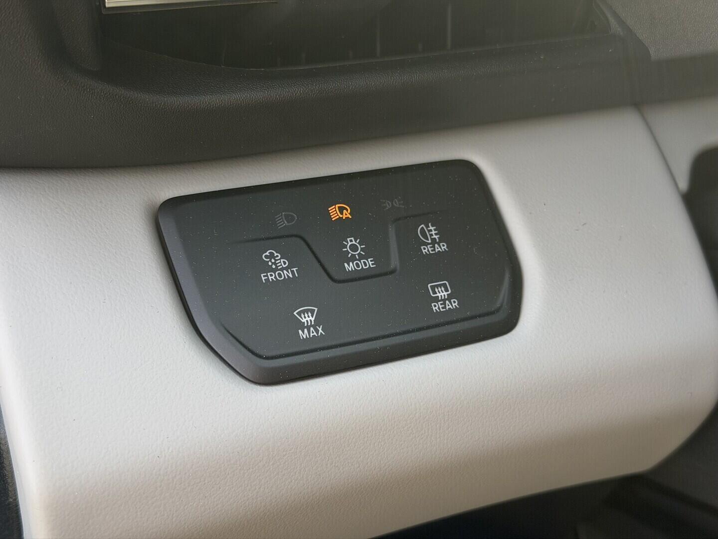 OG51002244_29.webp_Elektrický Explorer SUV 77 kWh,0 PRODLOUŽENÝ DOJEZD 210 kW