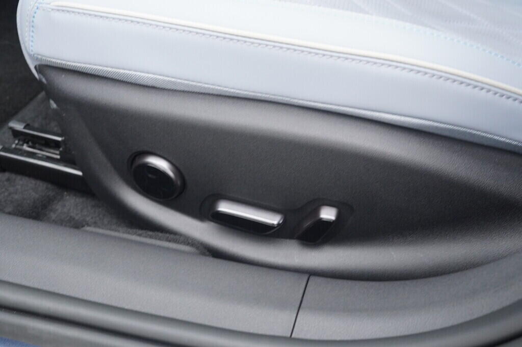 OH08300001_23.webp_Seal Excellence AWD 82,5 kWh 390 kW