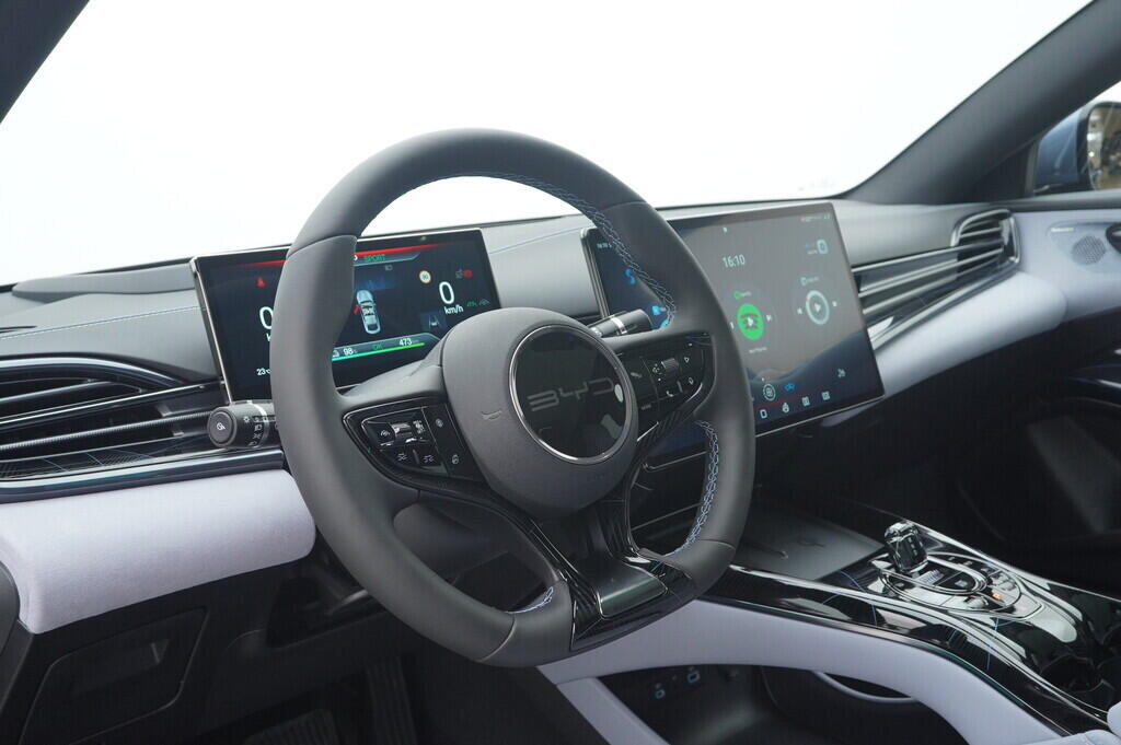 OH08300001_24.webp_Seal Excellence AWD 82,5 kWh 390 kW