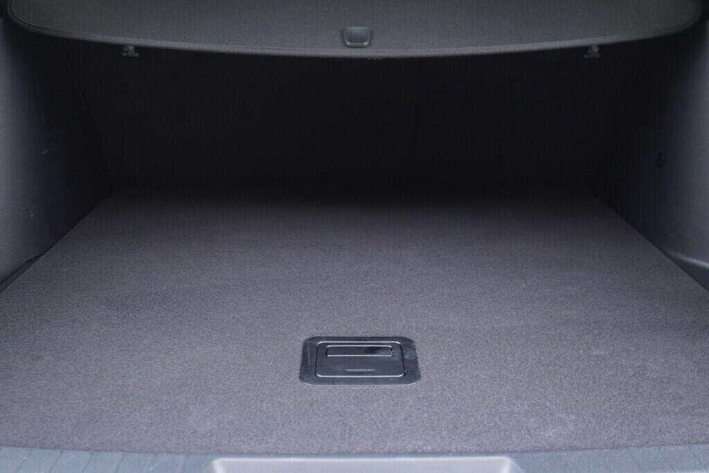 OH08300031_38.webp_SEAL U DMi Design plug-in hybrid 238 kW