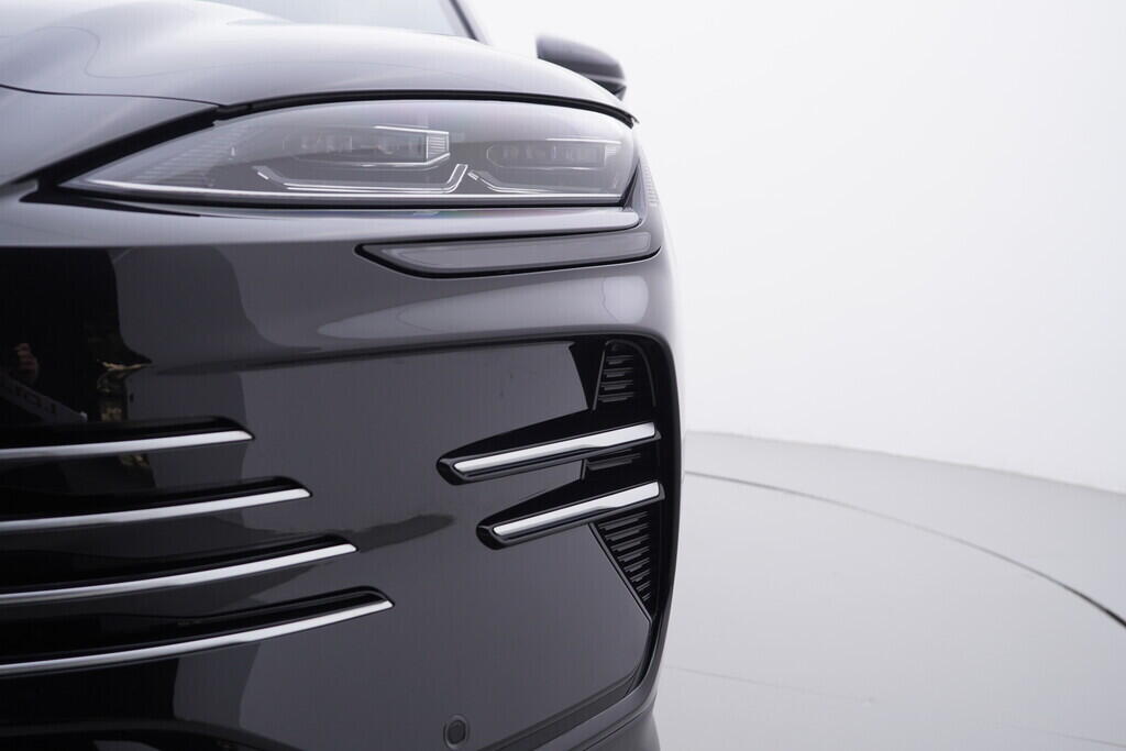 OH08300031_41.webp_SEAL U DMi Design plug-in hybrid 238 kW