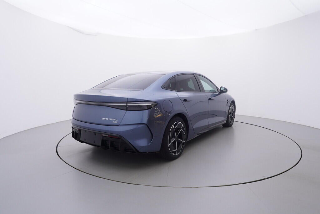 OH08300081_14.webp_Seal Excellence AWD 82,5 kWh 390 kW