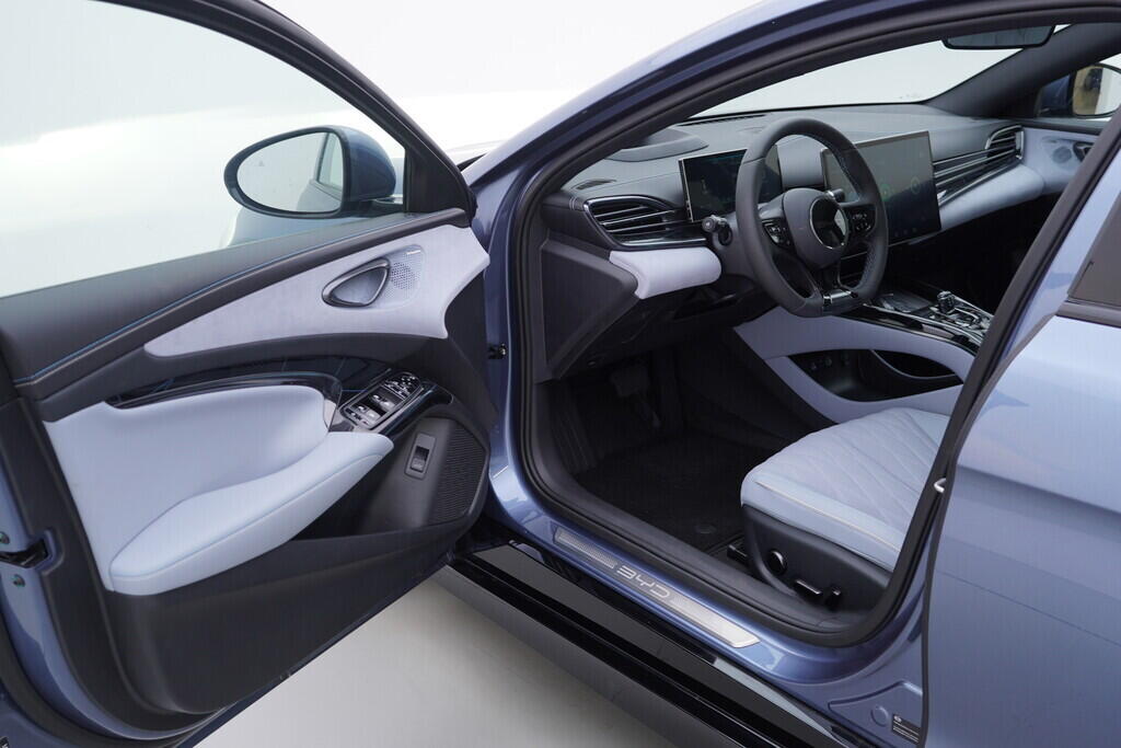 OH08300081_18.webp_Seal Excellence AWD 82,5 kWh 390 kW