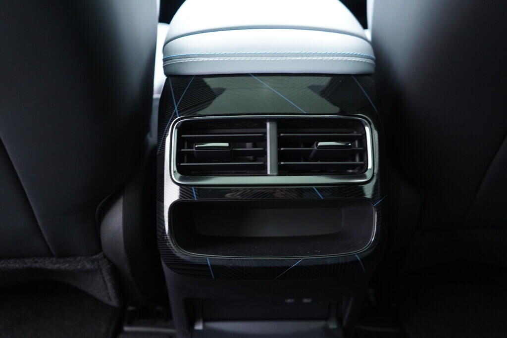 OH08300081_36.webp_Seal Excellence AWD 82,5 kWh 390 kW