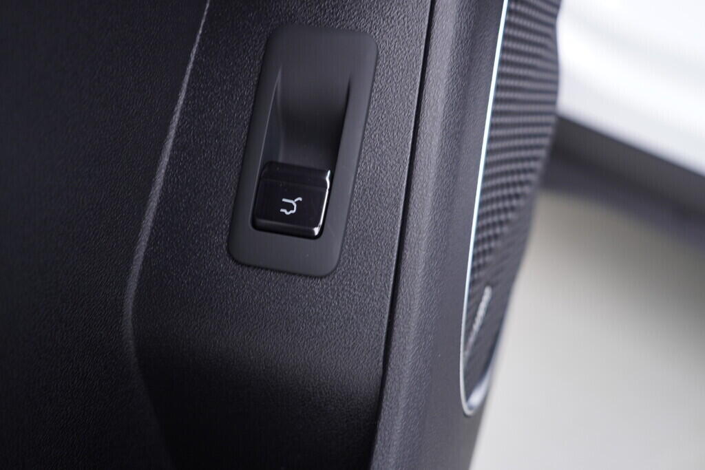 OH08300082_21.webp_SEALION 7 Excellence AWD 91,3 kWh 390 kW