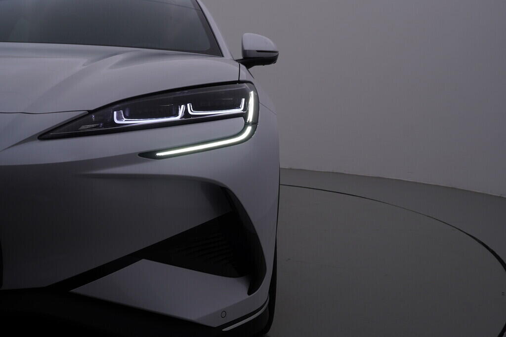 OH08300082_43.webp_SEALION 7 Excellence AWD 91,3 kWh 390 kW