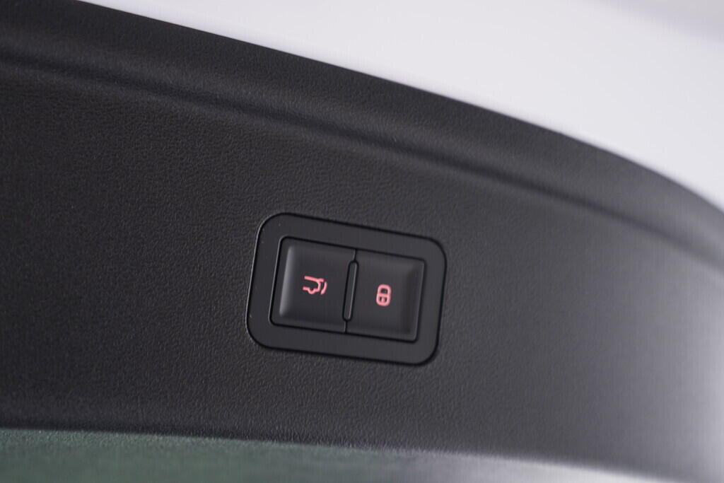 OH08300085_37.webp_SEALION 7 Excellence AWD 91,3 kWh 390 kW