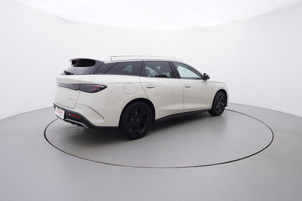 OH08300098_14.webp_SEAL 6 DM-i  Touring Comfort Lite  156 kW