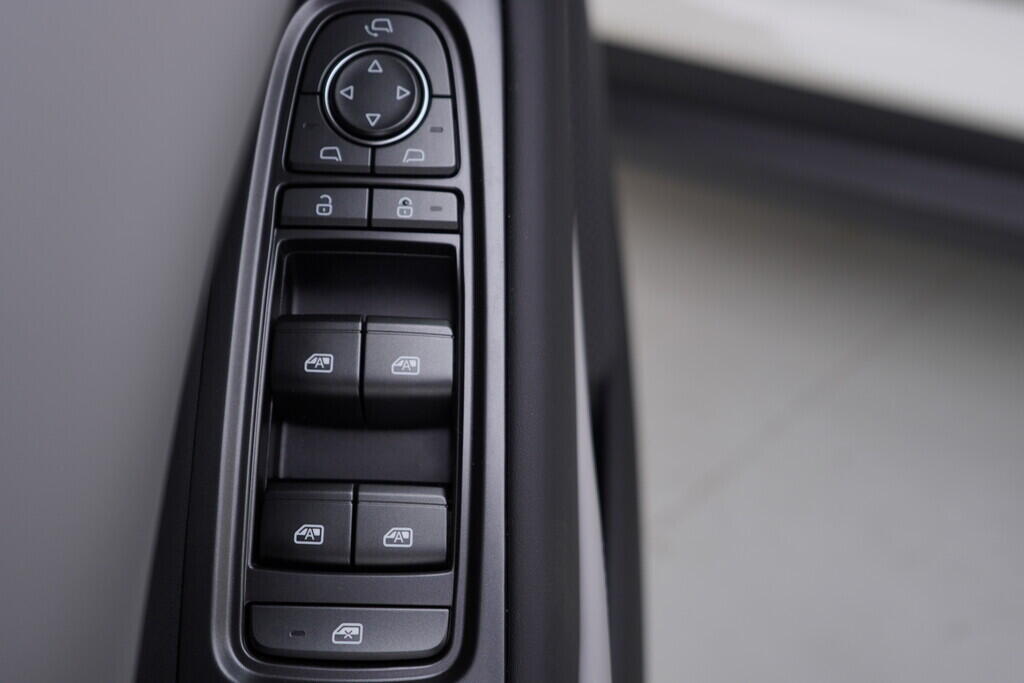 OH08300098_20.webp_SEAL 6 DM-i  Touring Comfort Lite  156 kW