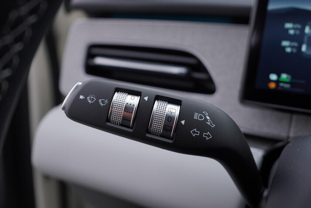 OH08300098_25.webp_SEAL 6 DM-i  Touring Comfort Lite  156 kW