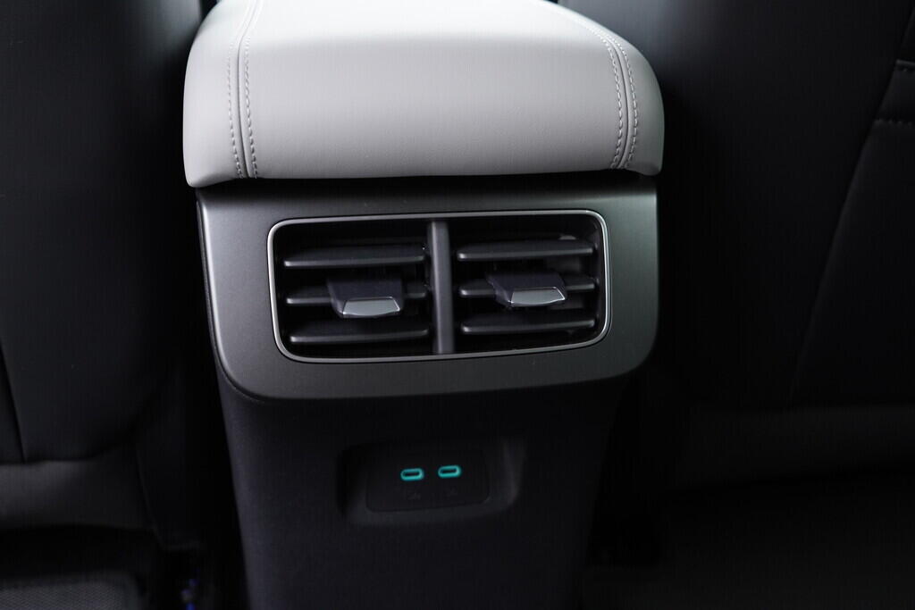 OH08300098_35.webp_SEAL 6 DM-i  Touring Comfort Lite  156 kW