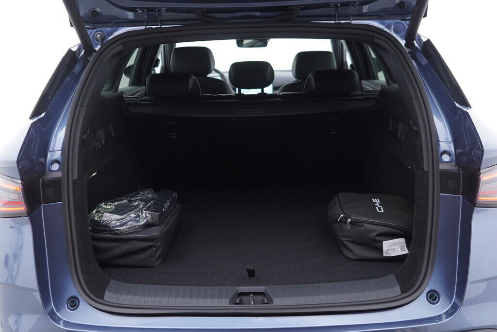 OH08300100_37.webp_SEAL 6 DM-i  Touring Comfort Lite  156 kW