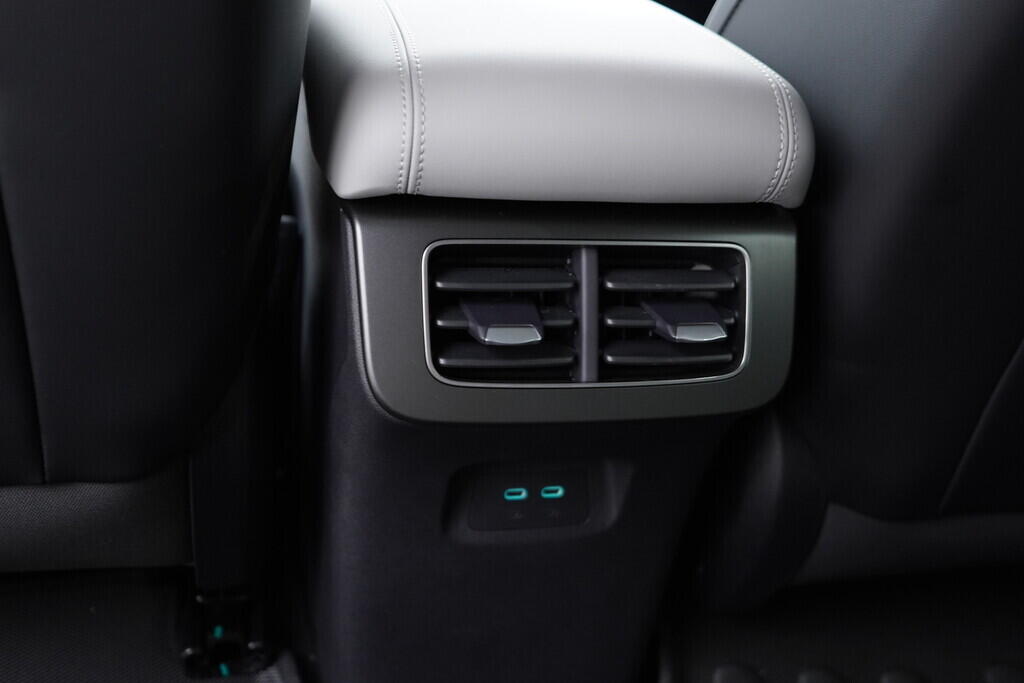 OH08300103_36.webp_SEAL 6 DM-i  Touring Comfort Lite  156 kW