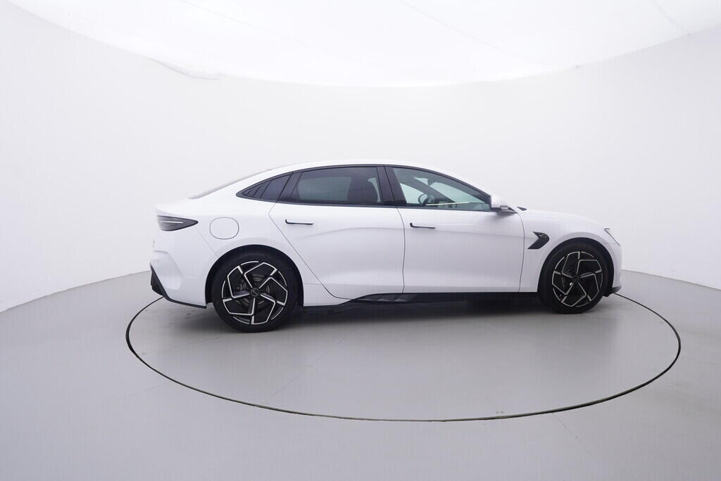 OH08300106_15.webp_Seal Excellence AWD 82,5 kWh 390 kW