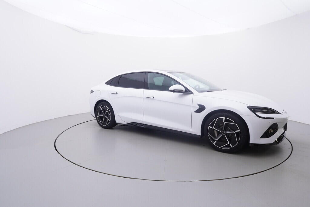 OH08300106_16.webp_Seal Excellence AWD 82,5 kWh 390 kW