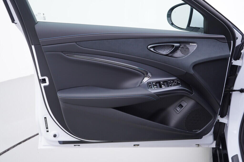 OH08300106_19.webp_Seal Excellence AWD 82,5 kWh 390 kW