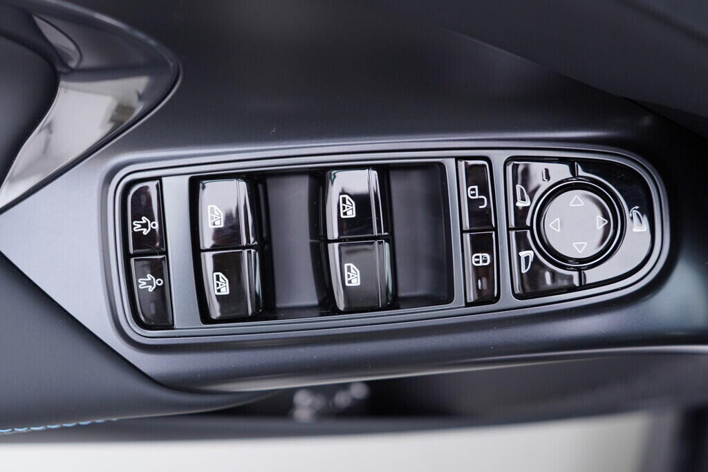 OH08300106_20.webp_Seal Excellence AWD 82,5 kWh 390 kW