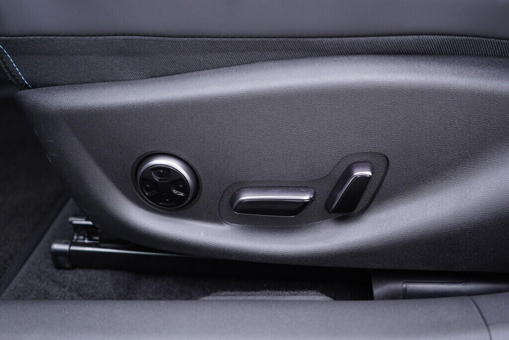 OH08300106_23.webp_Seal Excellence AWD 82,5 kWh 390 kW