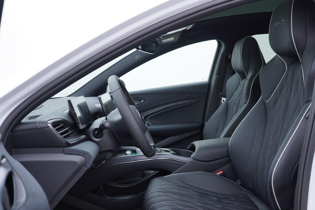 OH08300106_25.webp_Seal Excellence AWD 82,5 kWh 390 kW