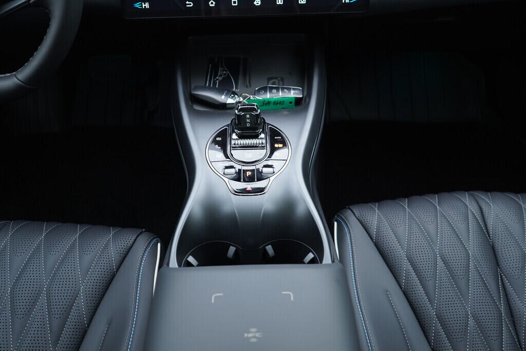 OH08300106_34.webp_Seal Excellence AWD 82,5 kWh 390 kW