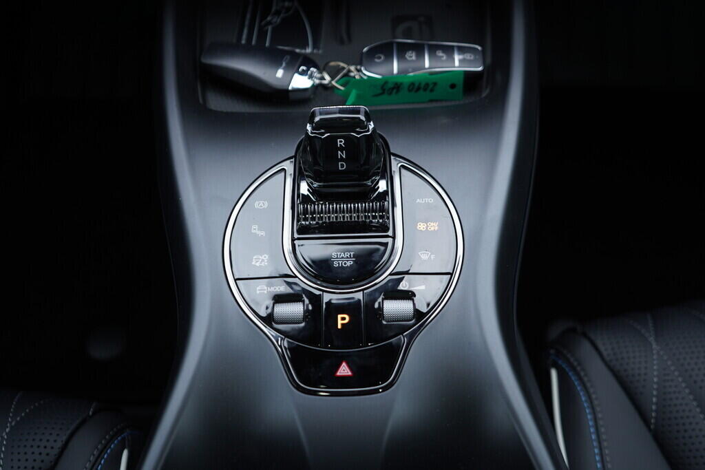 OH08300106_35.webp_Seal Excellence AWD 82,5 kWh 390 kW