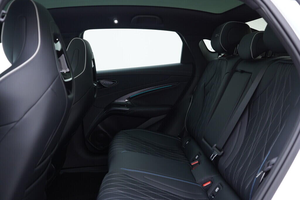 OH08300106_38.webp_Seal Excellence AWD 82,5 kWh 390 kW