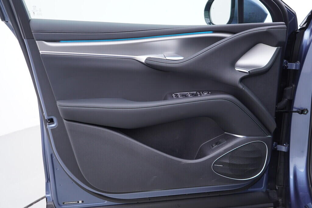 OH08300108_19.webp_SEALION 7 Comfort 290  kW