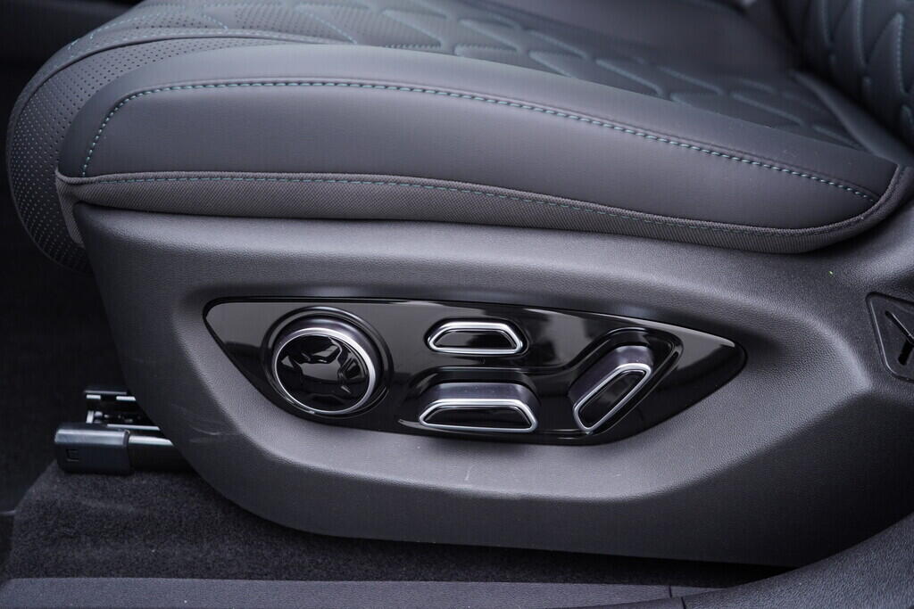 OH08300108_23.webp_SEALION 7 Comfort 290  kW