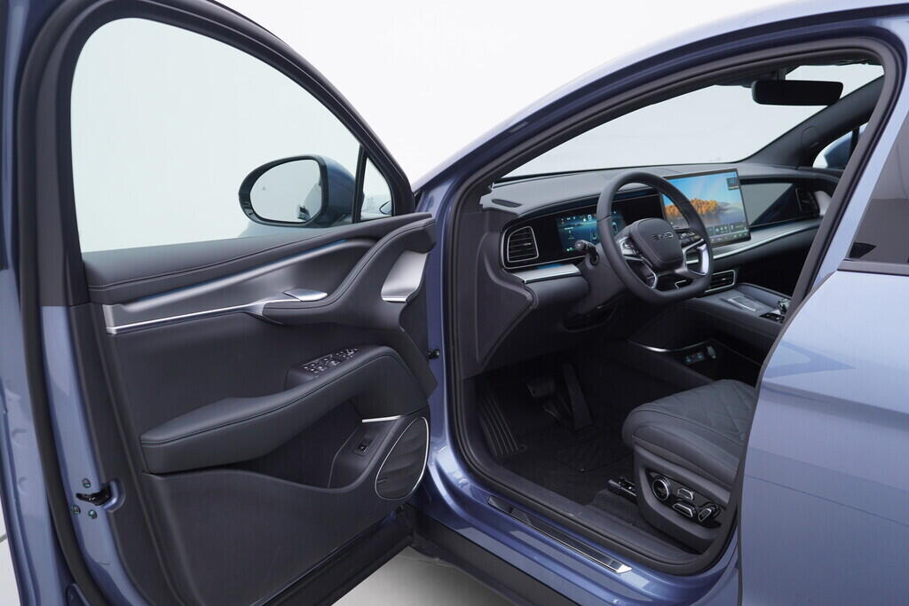 OH08300109_18.webp_SEALION 7 Comfort 290  kW