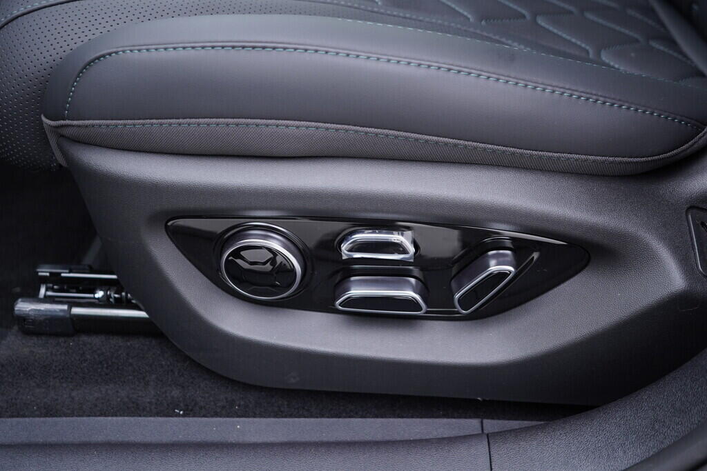 OH08300109_23.webp_SEALION 7 Comfort 290  kW