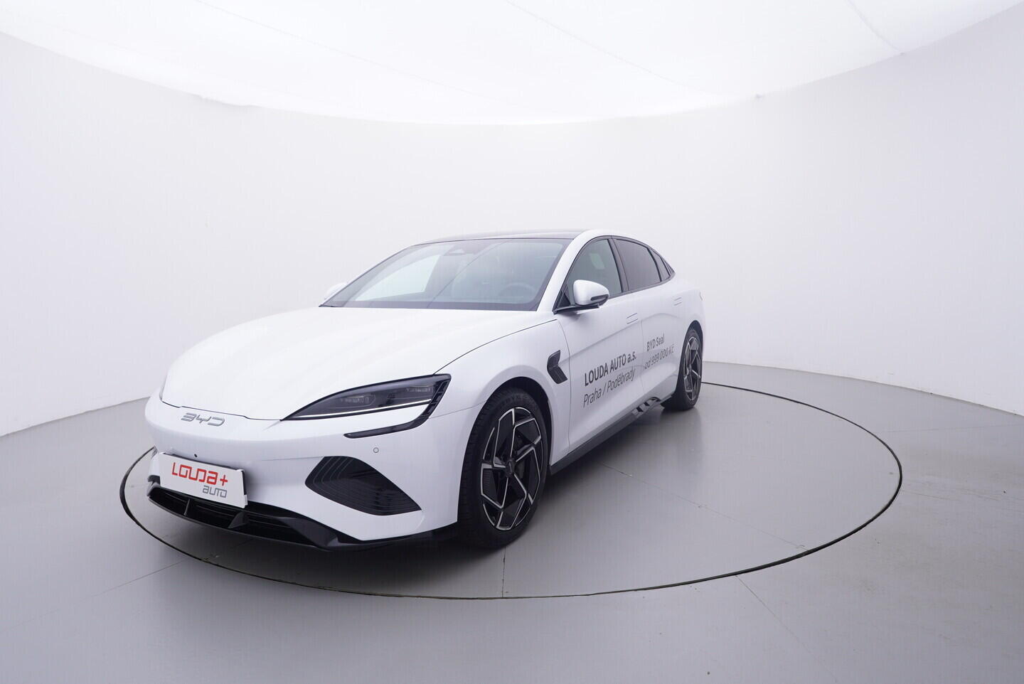 OH08300112_10.webp_Seal Excellence AWD 82,5 kWh 390 kW