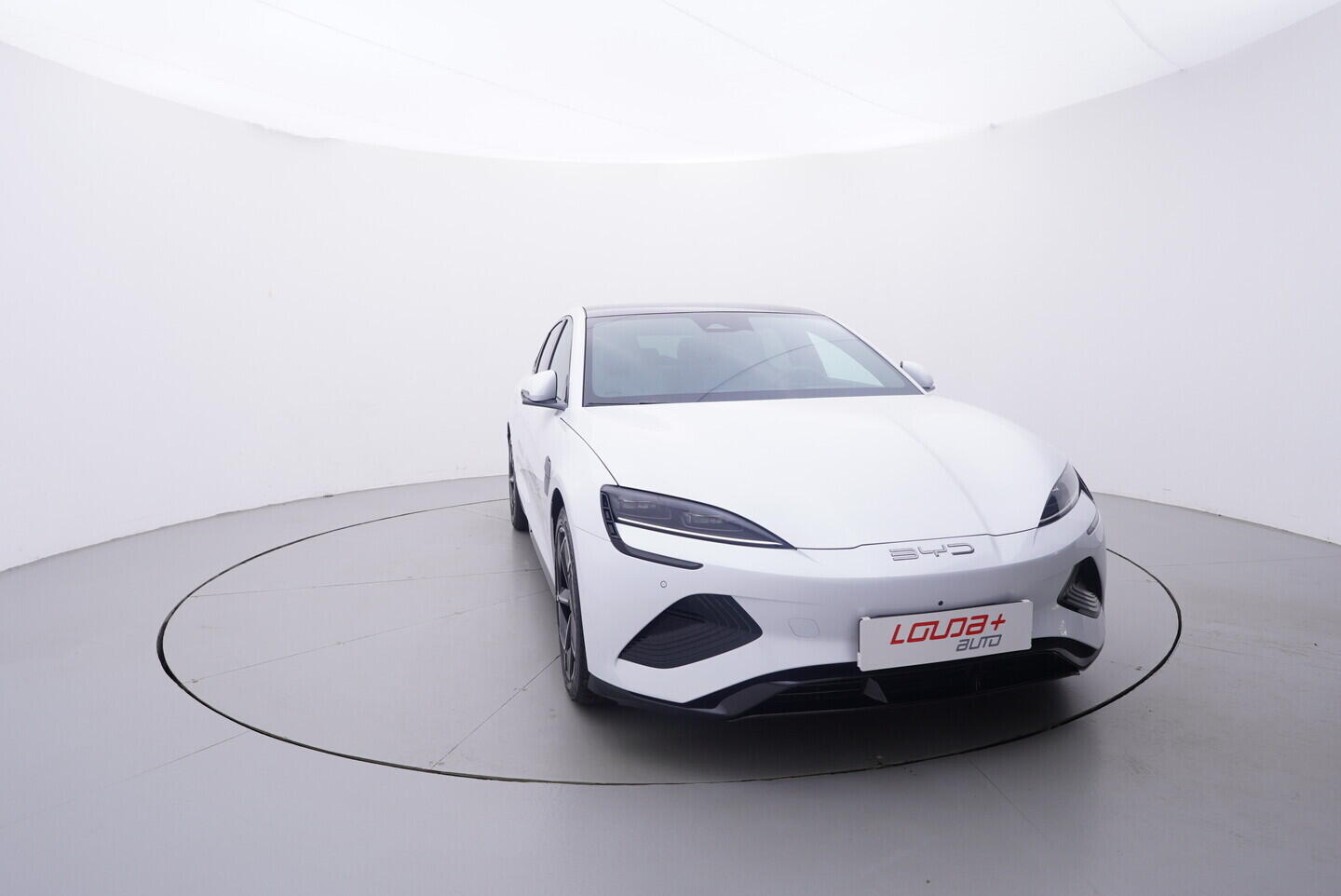 OH08300112_17.webp_Seal Excellence AWD 82,5 kWh 390 kW