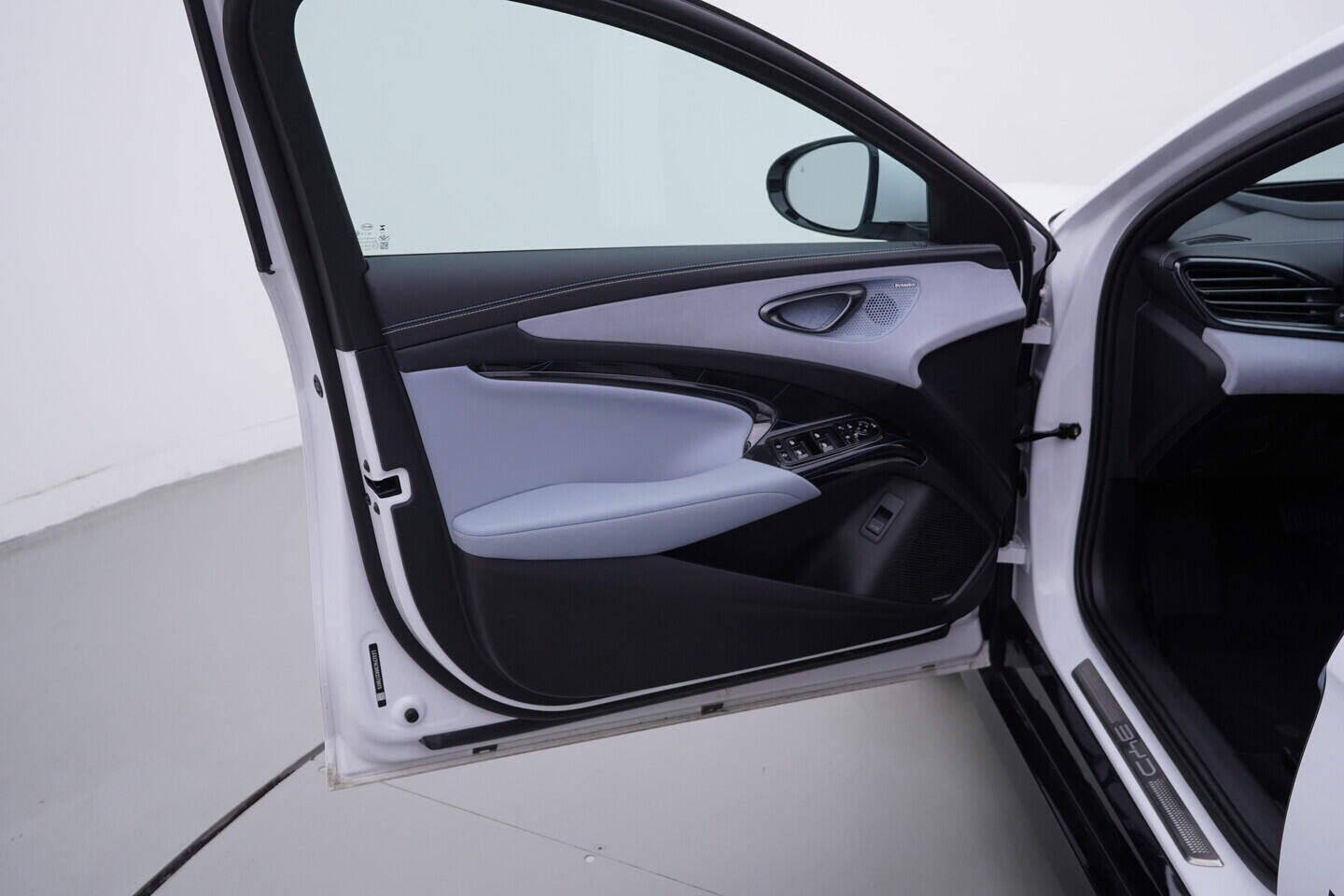 OH08300112_19.webp_Seal Excellence AWD 82,5 kWh 390 kW