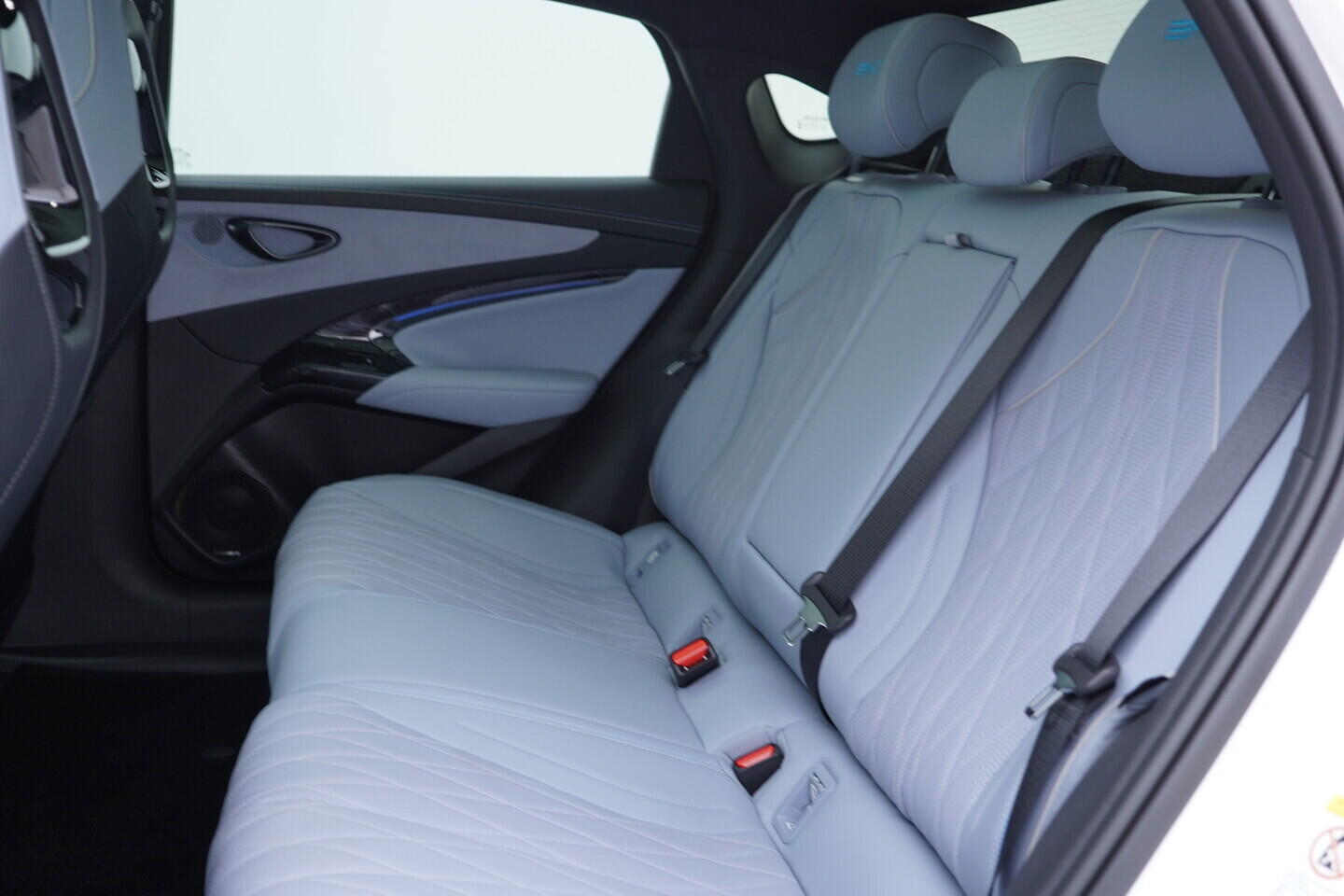 OH08300112_38.webp_Seal Excellence AWD 82,5 kWh 390 kW