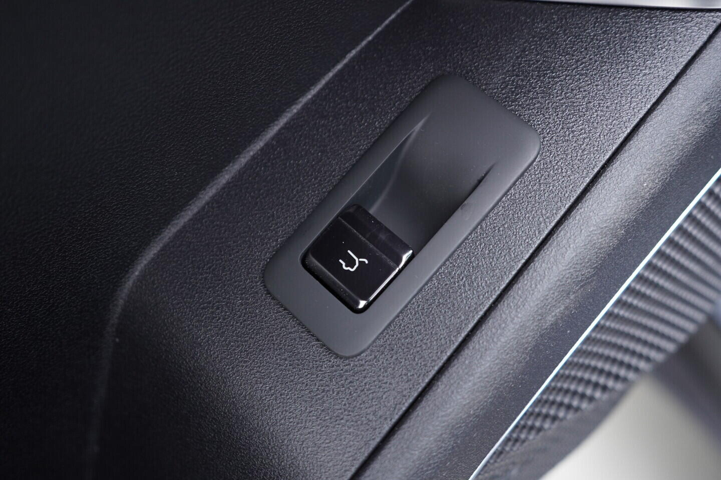 OH08300130_21.webp_SEALION 7 Excellence AWD 91,3 kWh 390 kW