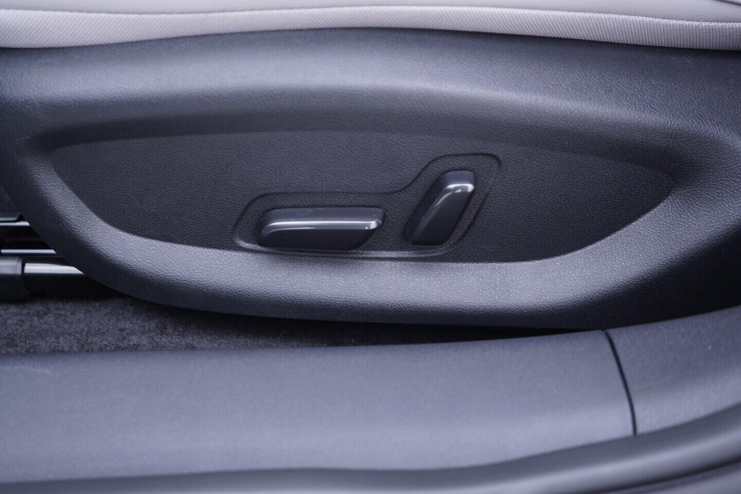 OH08300134_22.webp_SEAL 6 DM-i  Touring Comfort Lite  156 kW