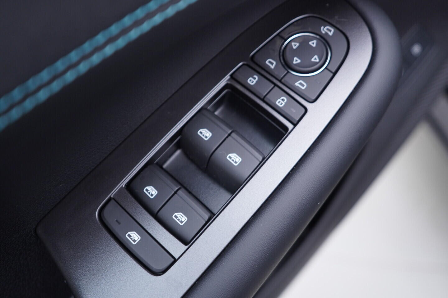 OH08300145_20.webp_SEAL 5 DM-i Design plug-in hybrid 156 kW