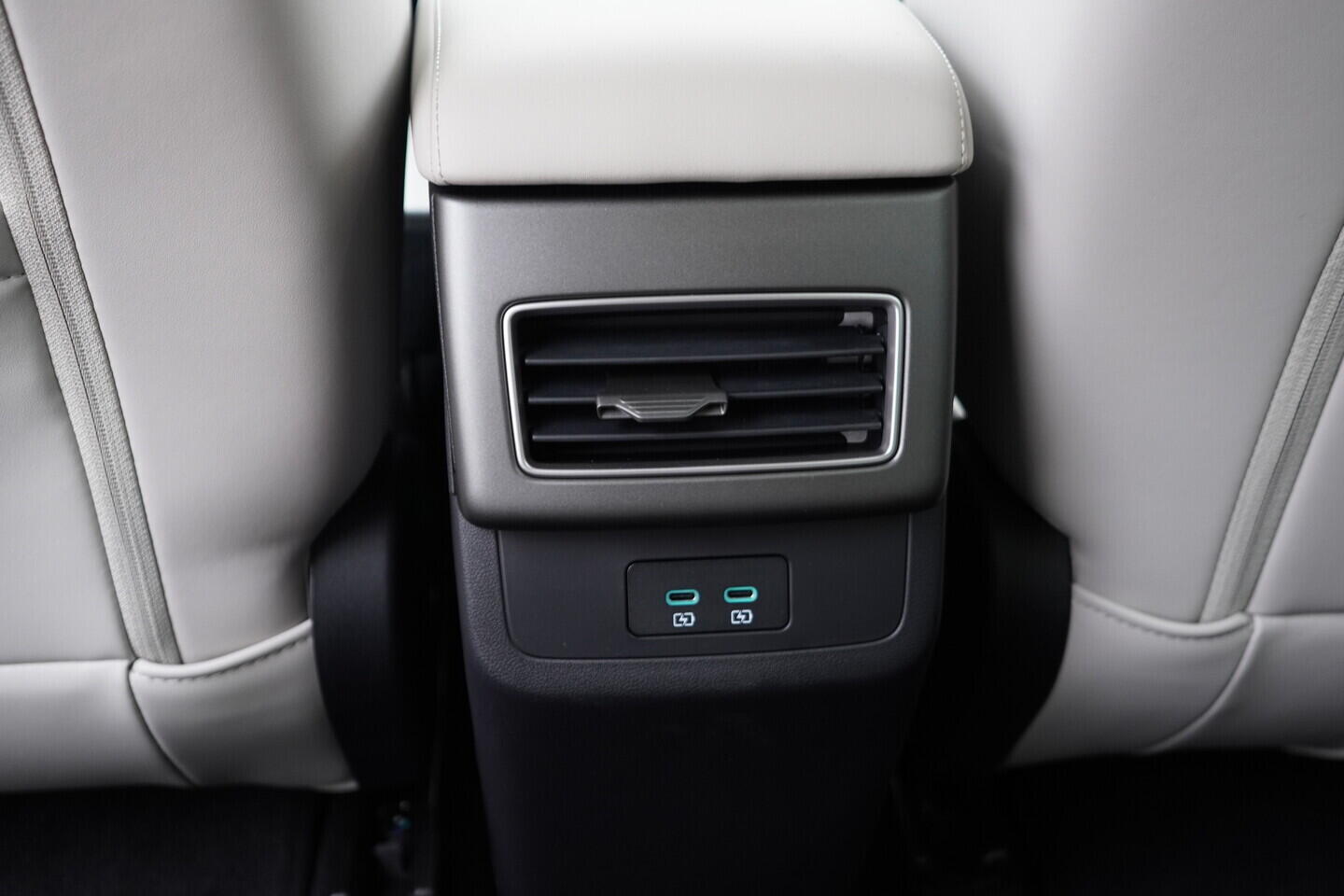 OH08300163_34.webp_Atto 2 Comfort 150  kW