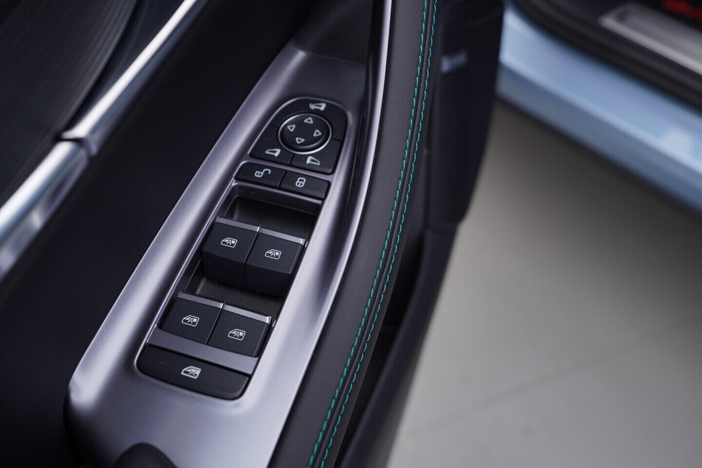 OH08300176_20.webp_SEAL U DMi Design plug-in hybrid 238 kW