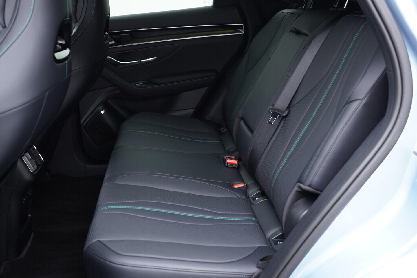 OH08300176_35.webp_SEAL U DMi Design plug-in hybrid 238 kW