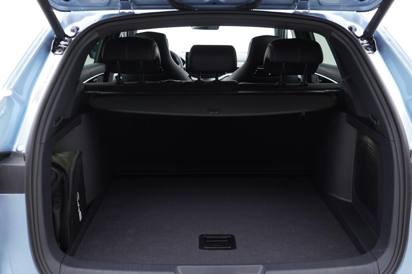 OH08300176_37.webp_SEAL U DMi Design plug-in hybrid 238 kW