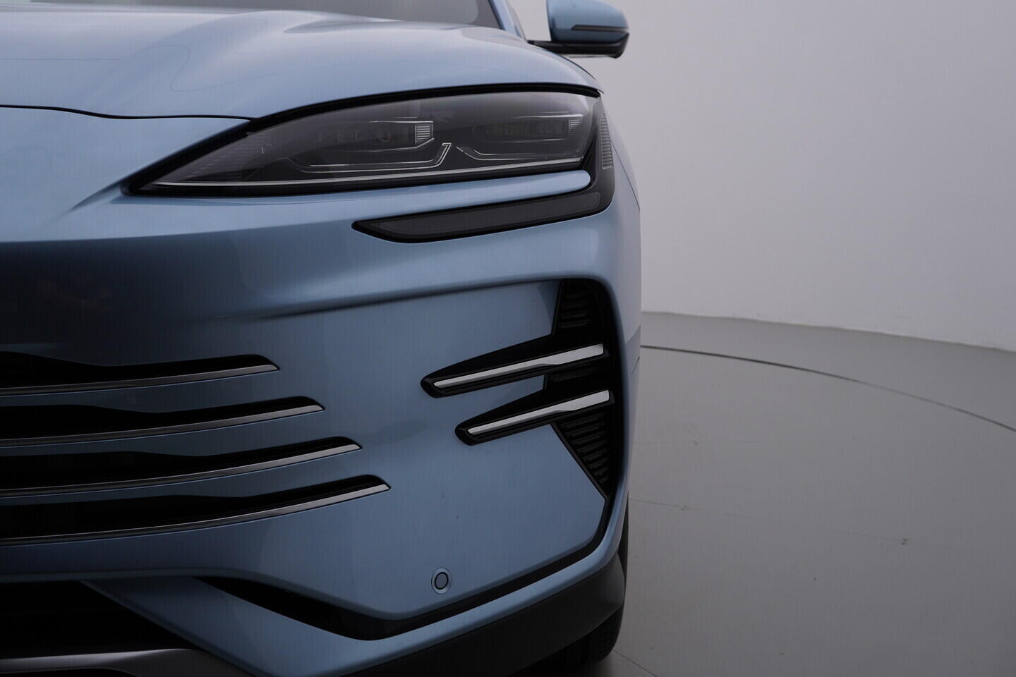 OH08300176_40.webp_SEAL U DMi Design plug-in hybrid 238 kW