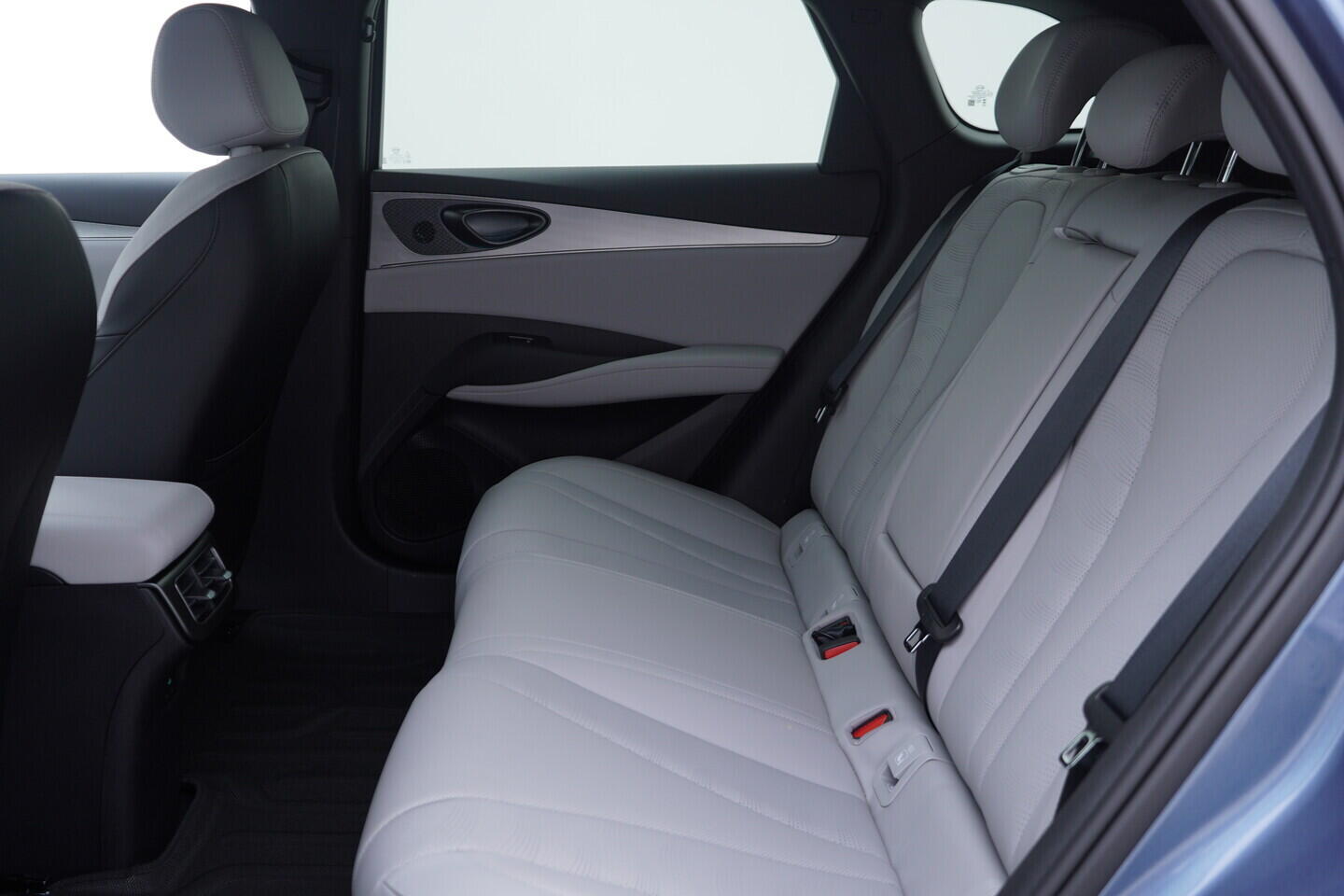 OH08300180_37.webp_SEAL 6 DM-i  Touring Comfort Lite  156 kW