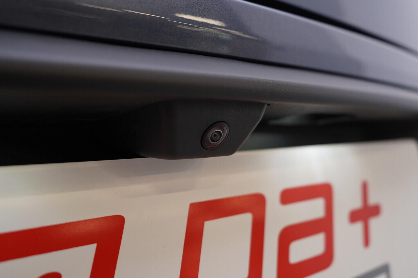 OH08300180_42.webp_SEAL 6 DM-i  Touring Comfort Lite  156 kW