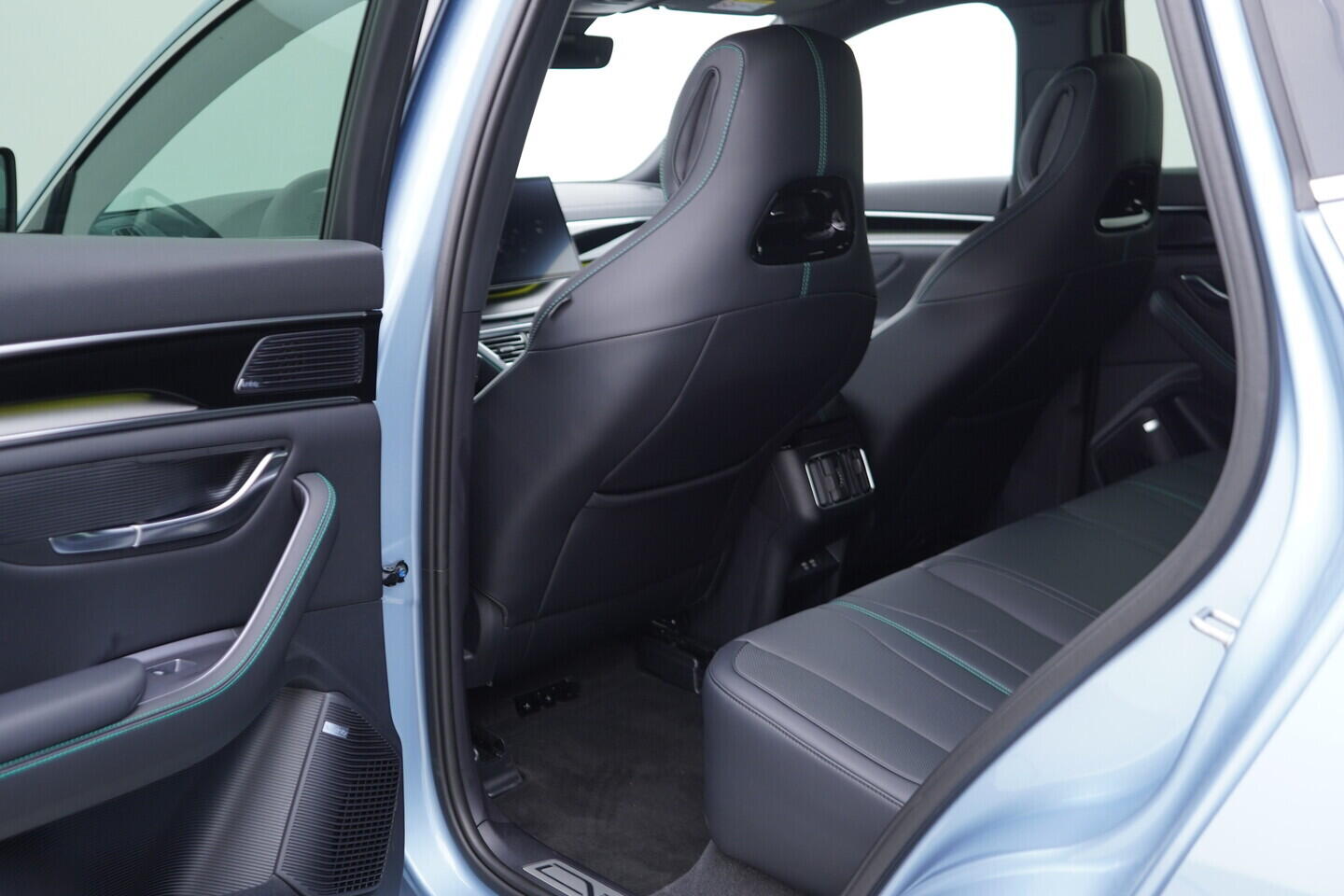 OH08300182_33.webp_SEAL U DMi Design plug-in hybrid 238 kW